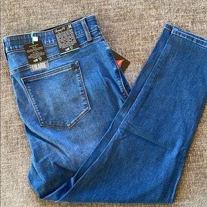 LuLaRoe Skinny Fit Denim BNWT! 💖🎉😍